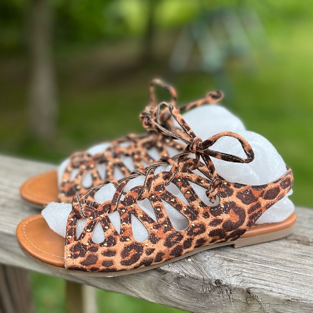 STEVE MADDEN Fisherman Sandal
